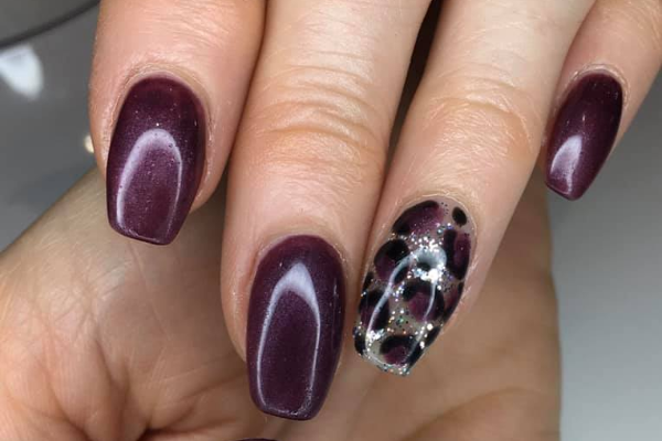 Pink nails by Mimi - Picture of Hubun Brow & Nail, Aberdeen - Tripadvisor